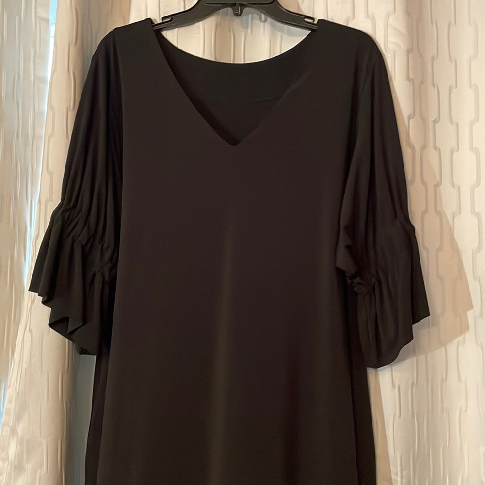 Storyline black dress, size XL. Never worn and in Excellent condition.
